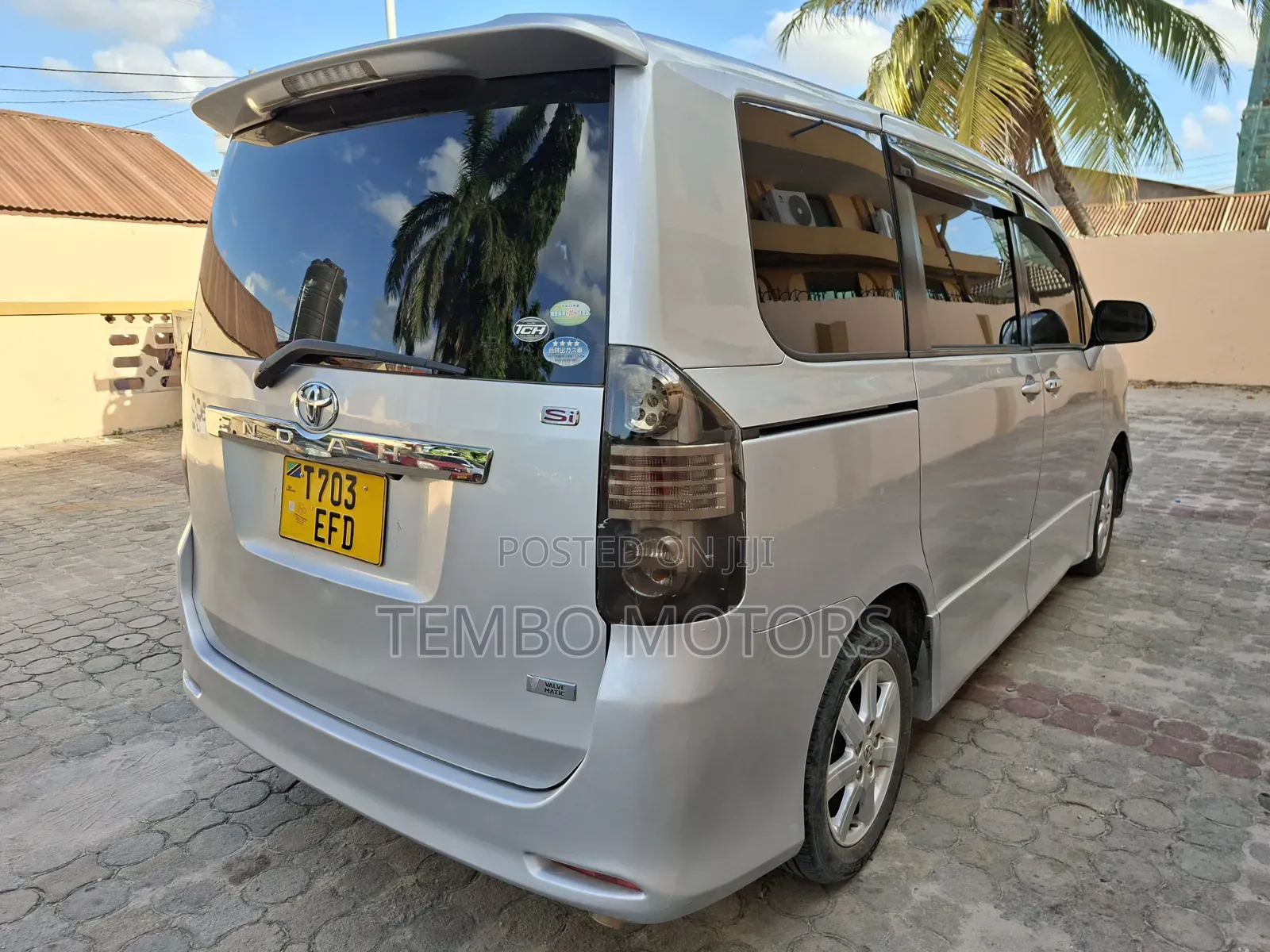 Toyota Noah 2007 Silver
