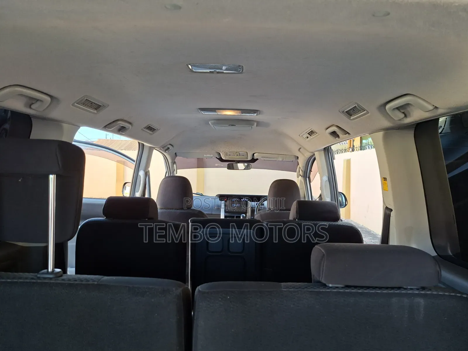 Toyota Noah 2007 Silver