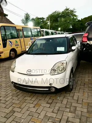 Mazda Verisa 2009 White