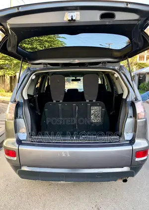 Mitsubishi Outlander 2010 Gray