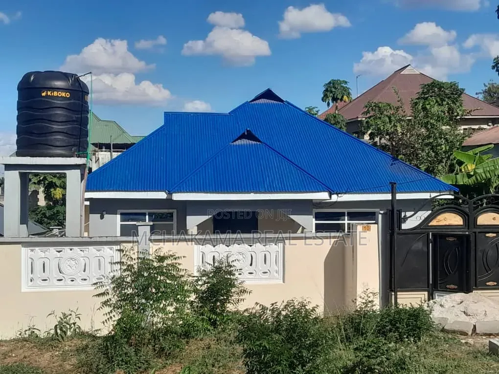 3bdrm House in Mchakama Real Real, Goba for sale