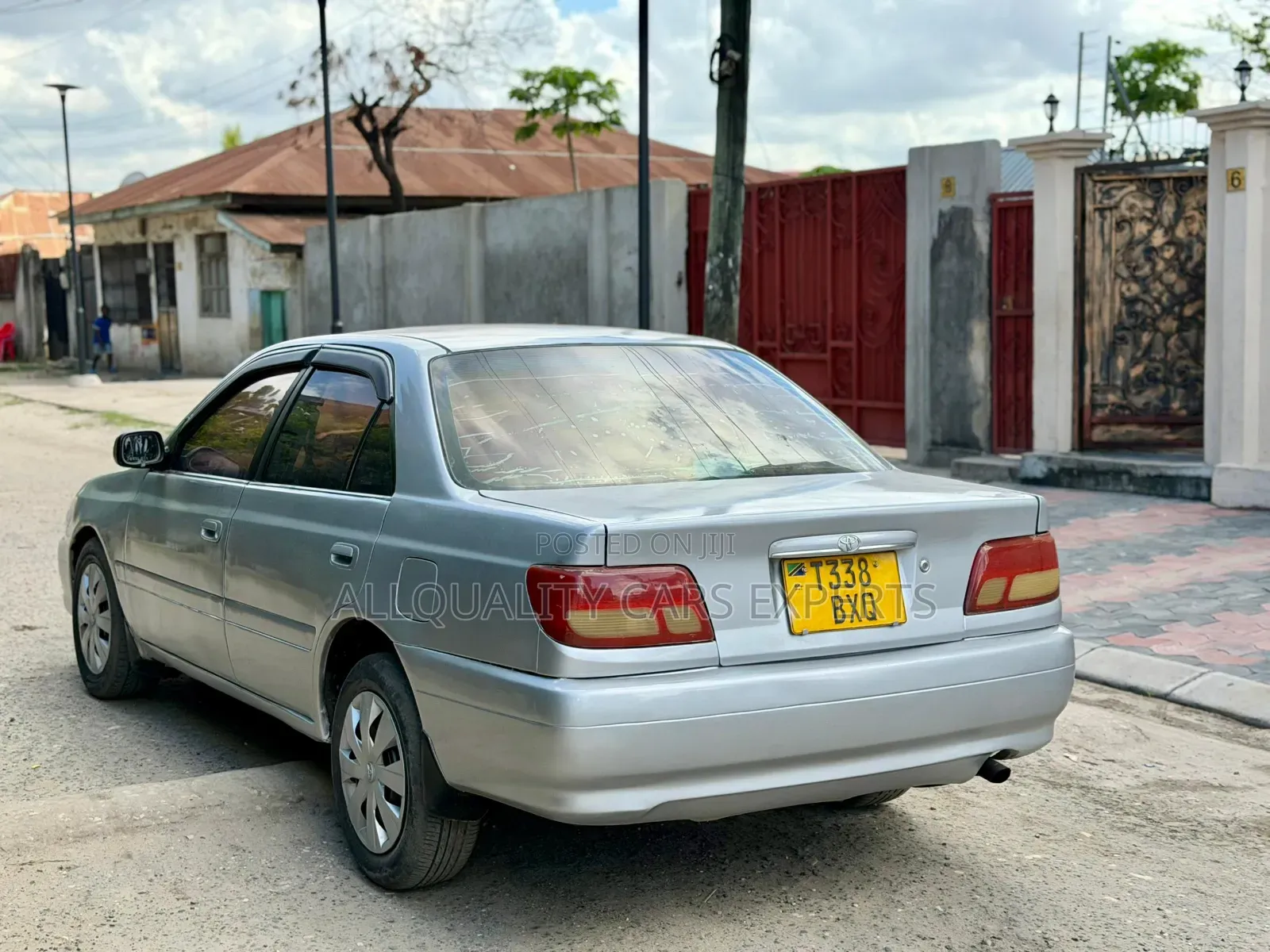 Toyota Carina 2000 Silver