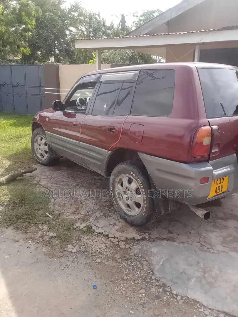 Toyota RAV4 1999 Burgundy