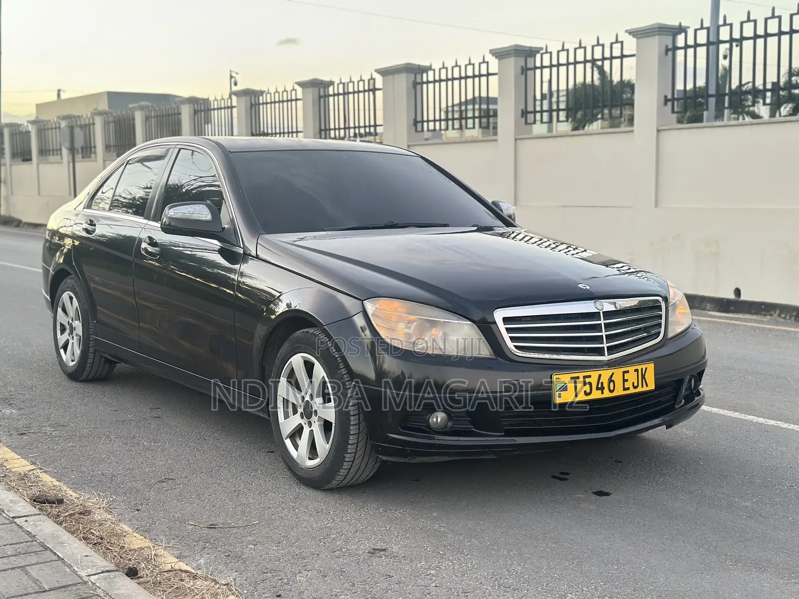 Mercedes-Benz C-Class 2011 Black