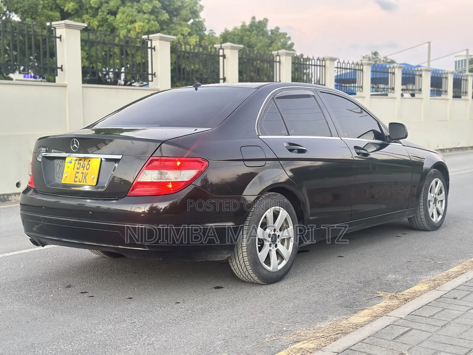 Mercedes-Benz C-Class 2011 Black
