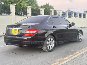 Mercedes-Benz C-Class 2011 Black