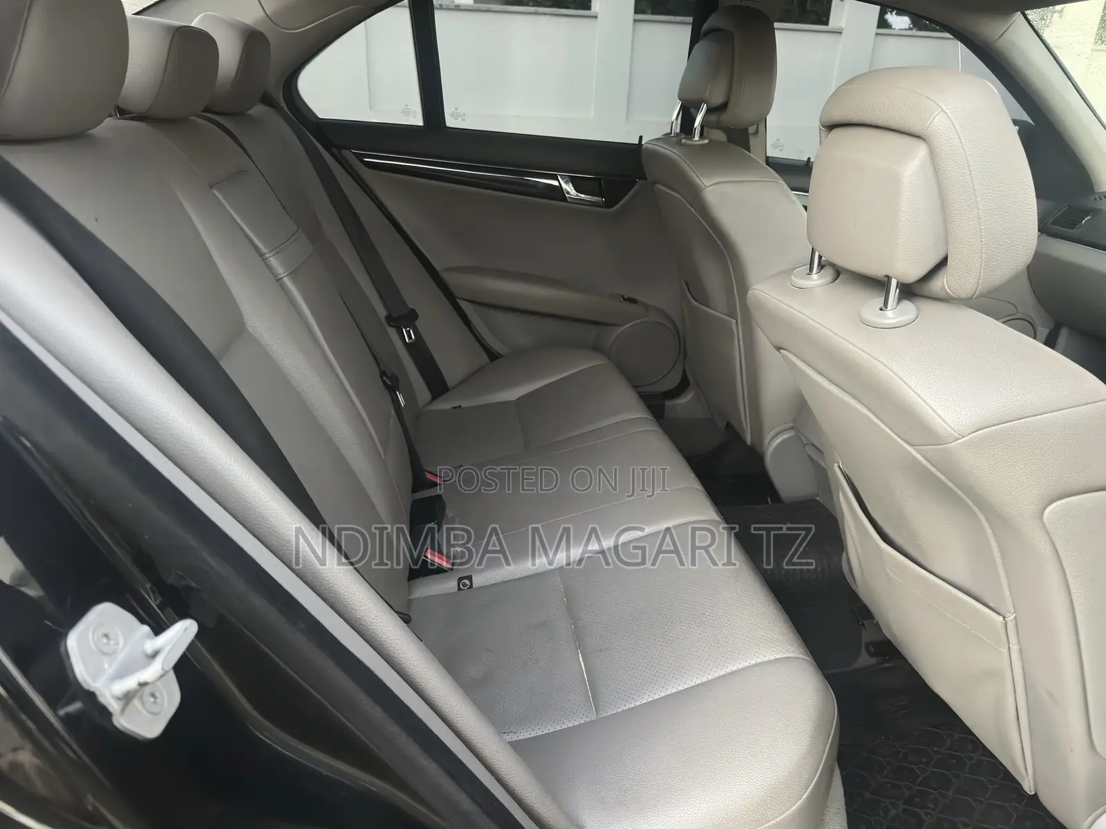 Mercedes-Benz C-Class 2011 Black