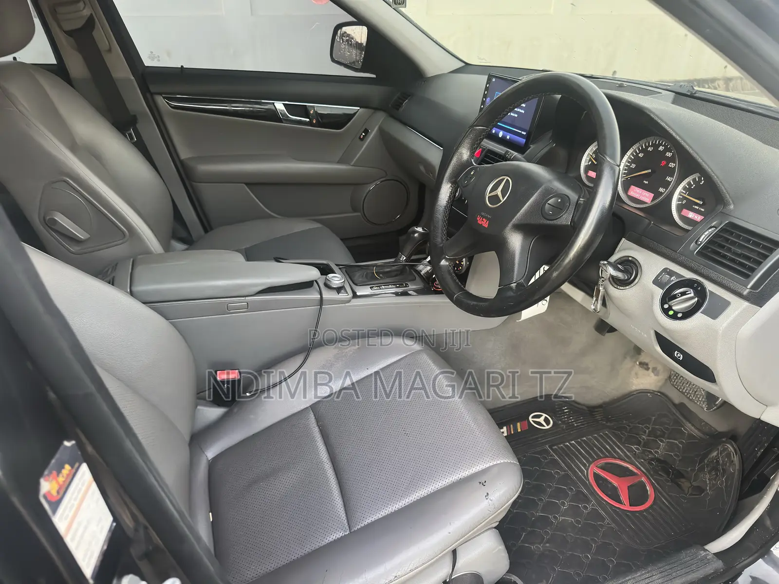Mercedes-Benz C-Class 2011 Black
