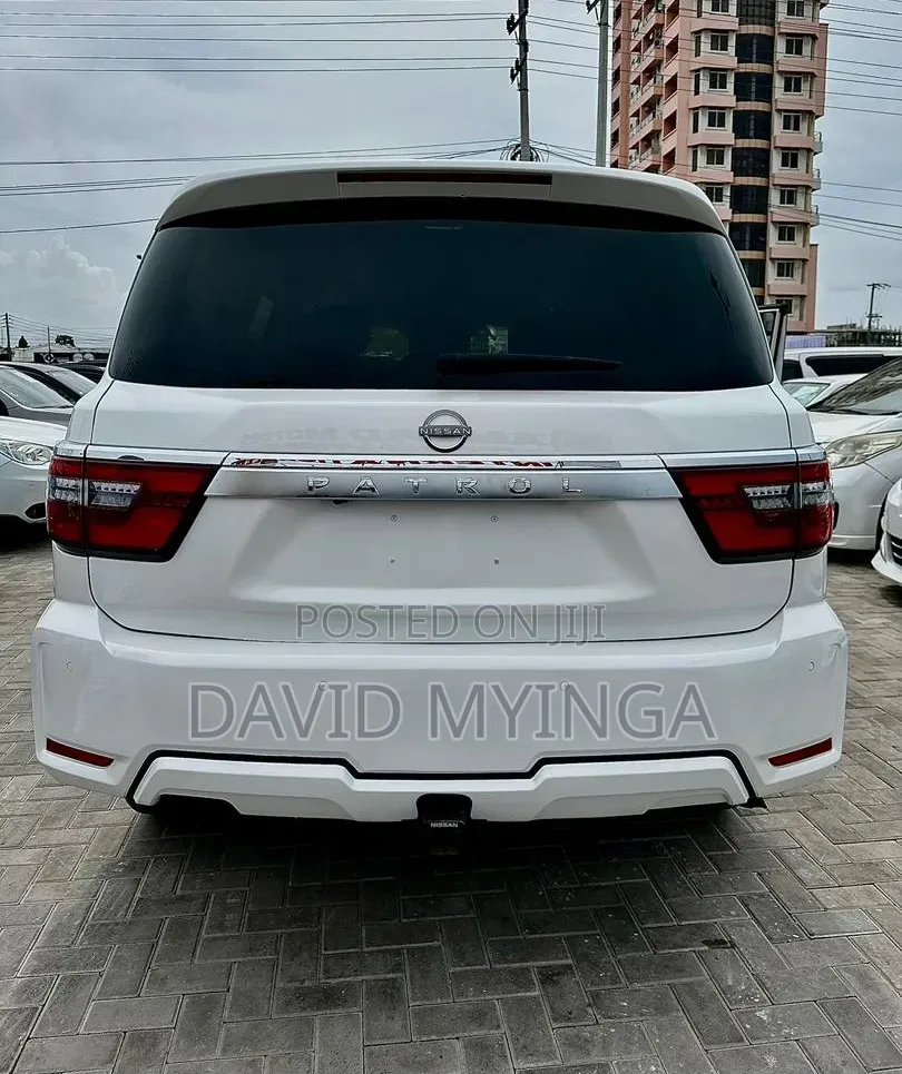Nissan Patrol 2022 Pearl