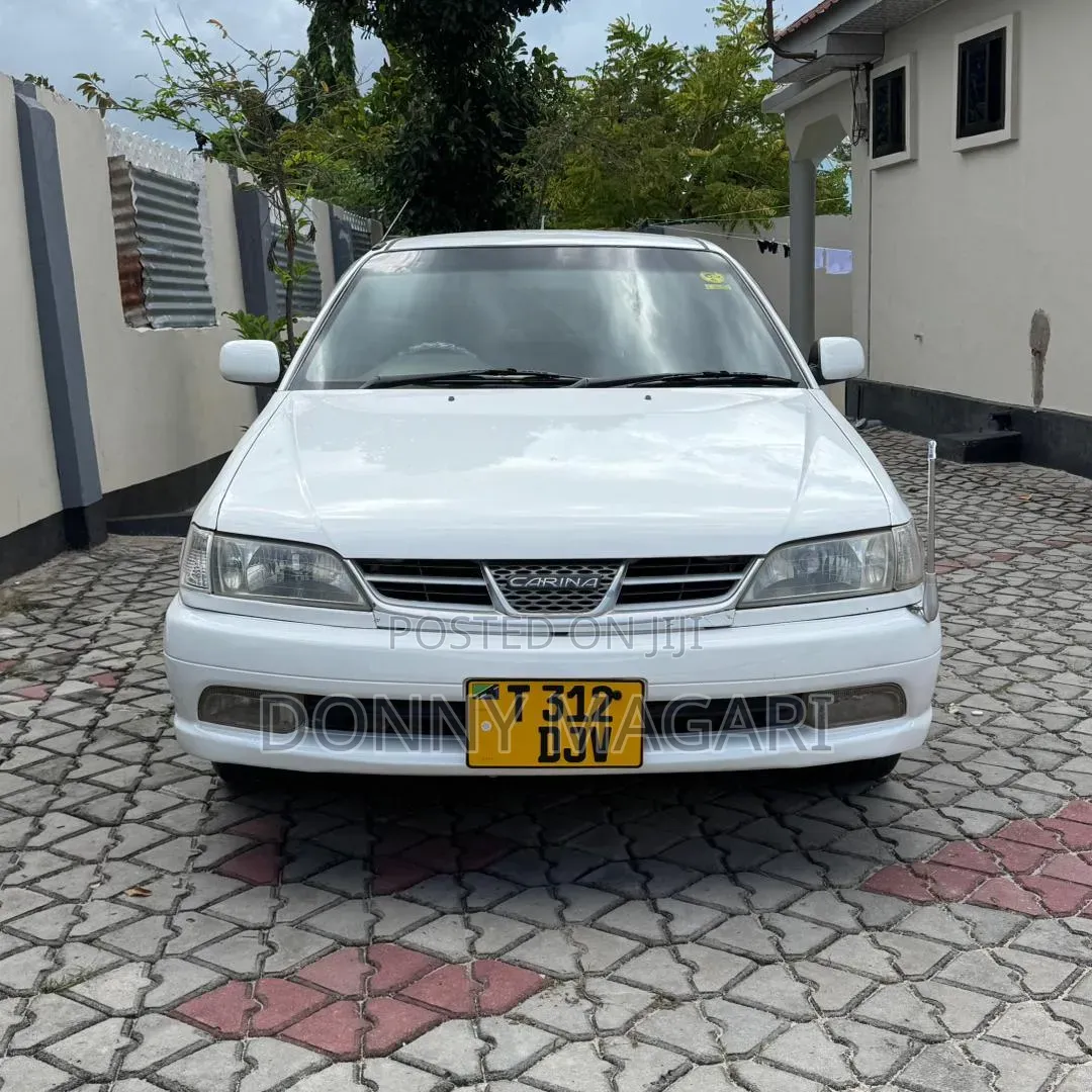 Toyota Carina 2001 White