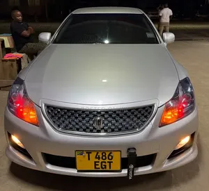 Toyota Crown 2010 Silver