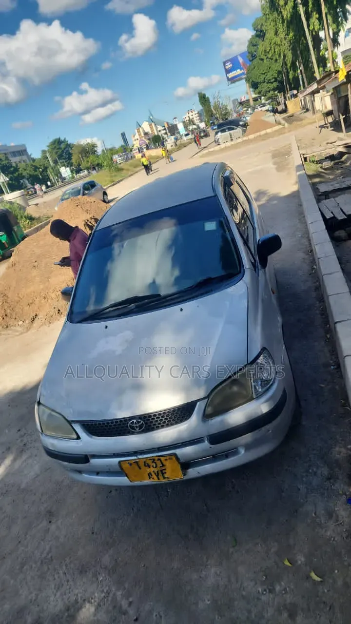 Toyota Corolla Spacio 1999 Silver