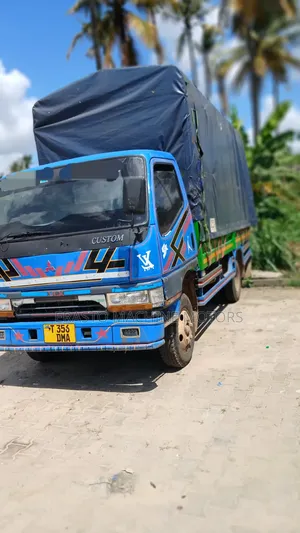 Mitsubishi Canter 4d33 Ya Mzingo 1999 Blue