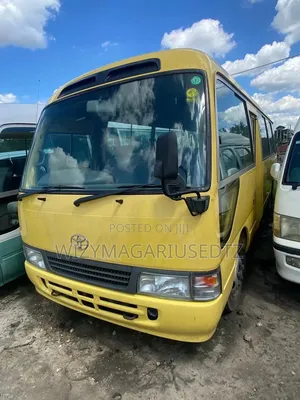 Toyota Coaster 2003 Yellow