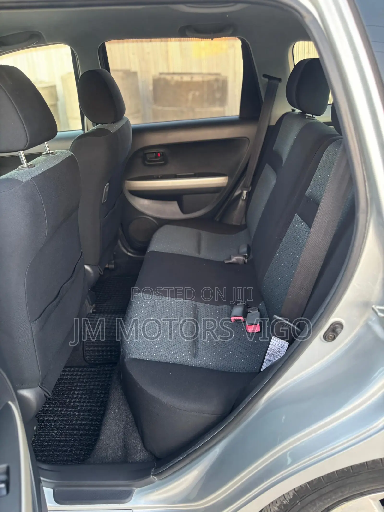 Toyota IST 2005 Silver