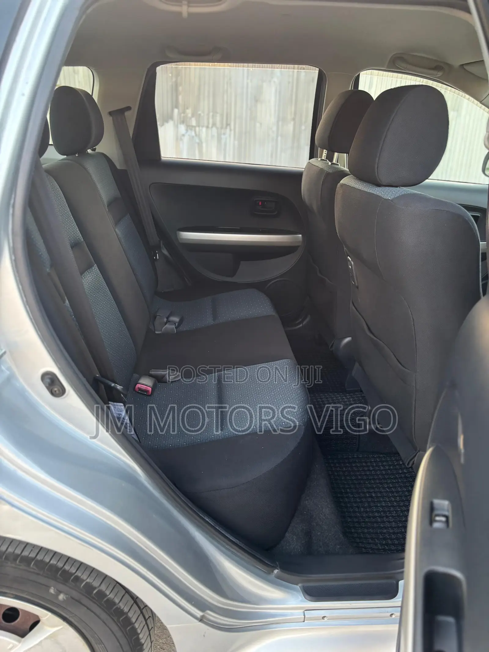 Toyota IST 2005 Silver