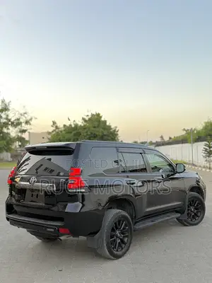Toyota Land Cruiser Prado 2021 Black