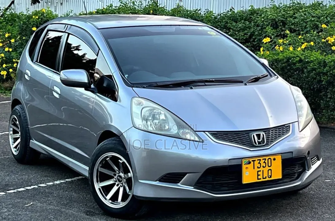 Honda Fit Sport FWD 2007 Silver