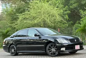 Toyota Crown 2006 Black