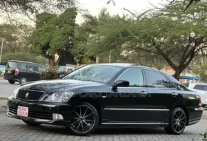 Toyota Crown 2006 Black