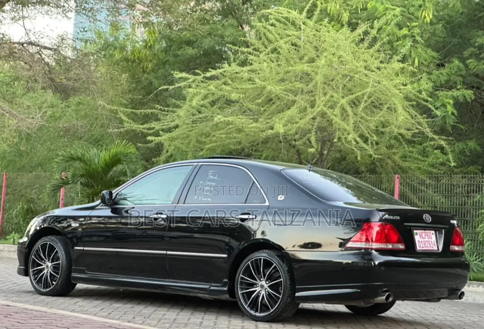 Toyota Crown 2006 Black