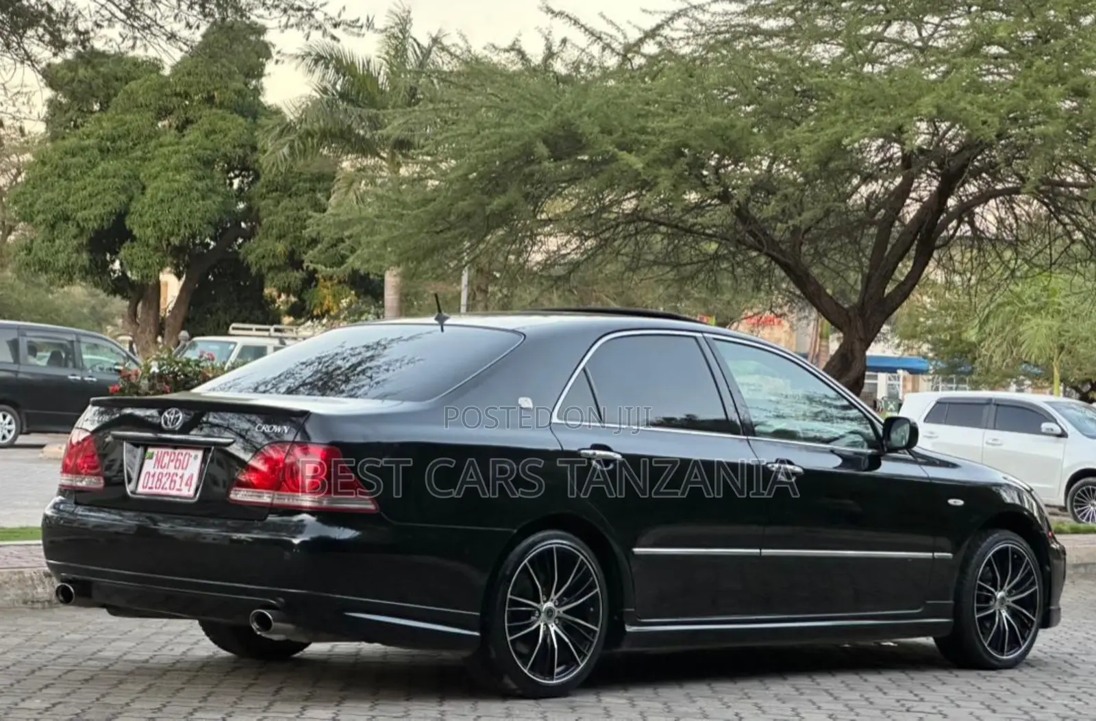 Toyota Crown 2006 Black