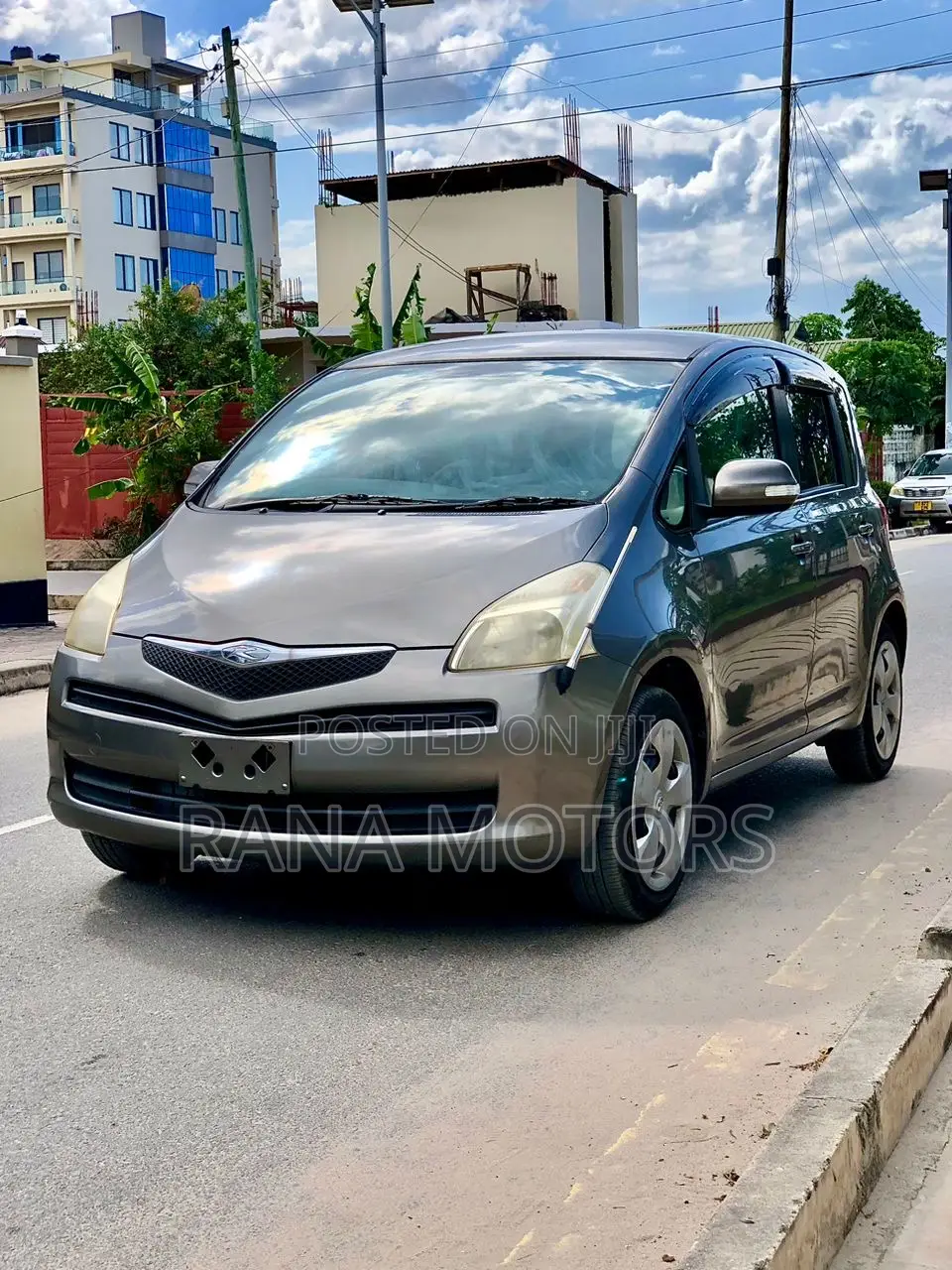 Toyota Ractis 2006 Gray