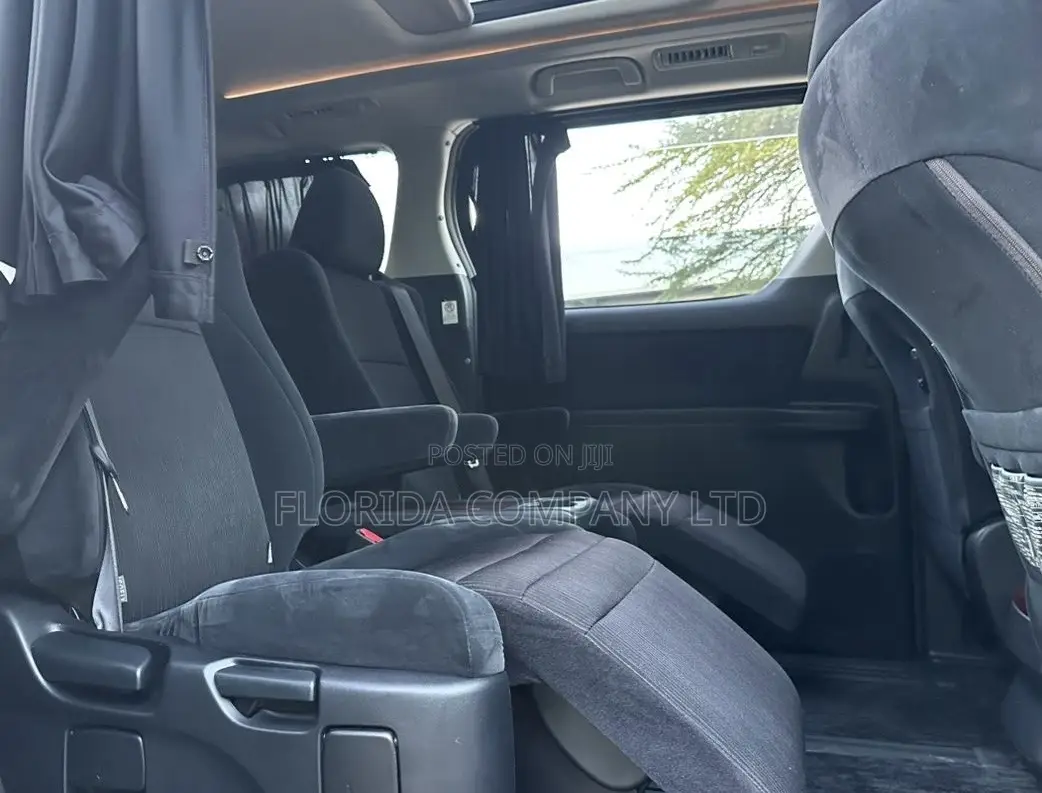Toyota Vellfire 2008 Black