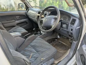 Toyota Hilux Surf 3.0DT 2000 White