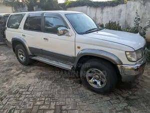 Toyota Hilux Surf 3.0DT 2000 White