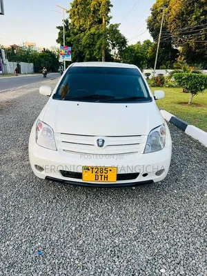 Toyota IST 2005 White