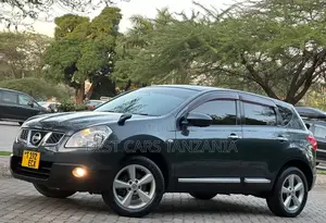 Nissan Dualis 2011 Gray
