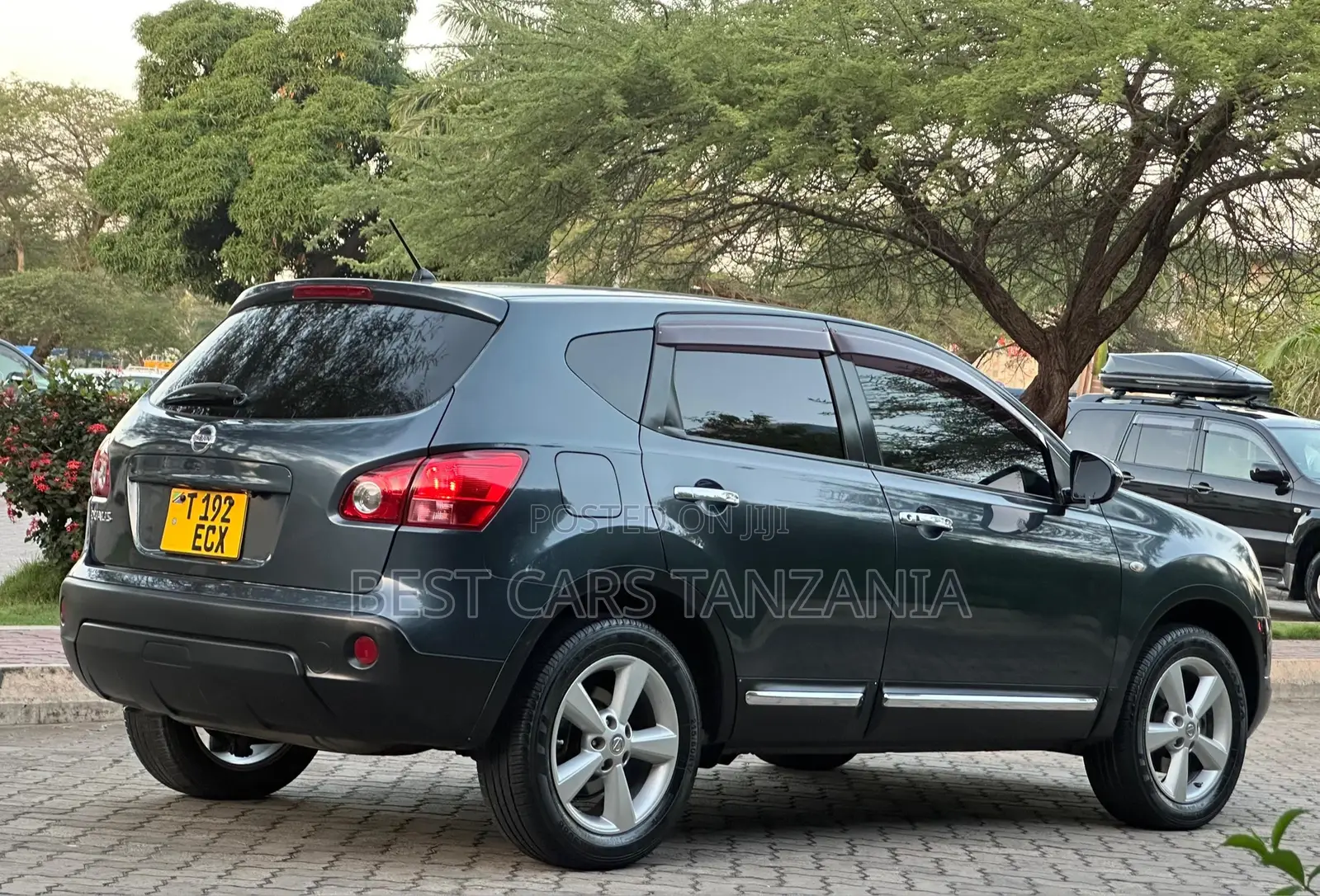 Nissan Dualis 2011 Gray