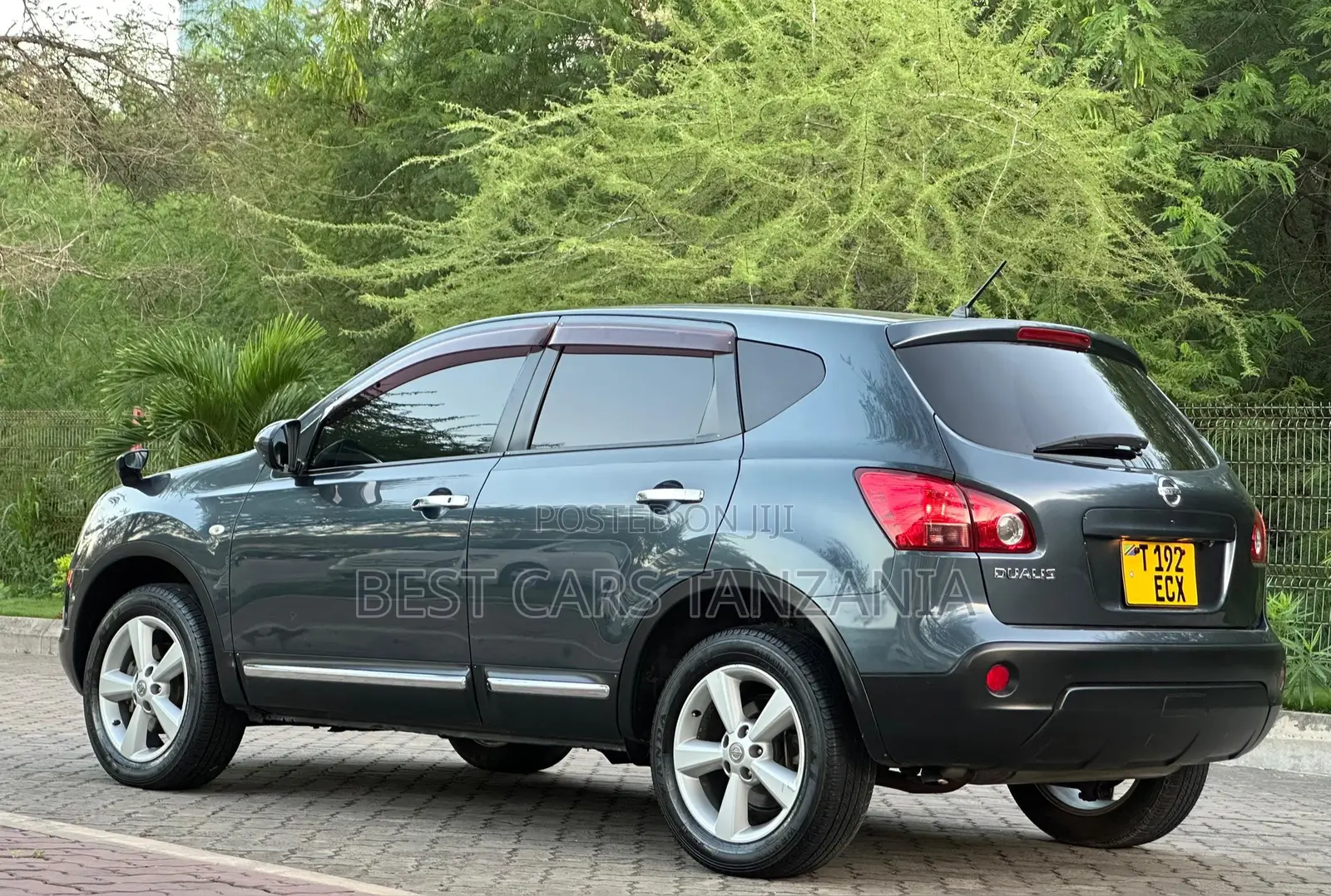 Nissan Dualis 2011 Gray