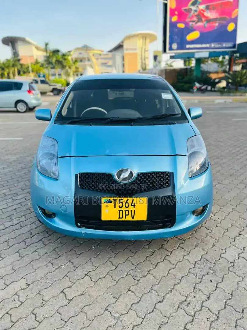 Toyota Vitz 1.0 FWD 3dr 2005 Blue