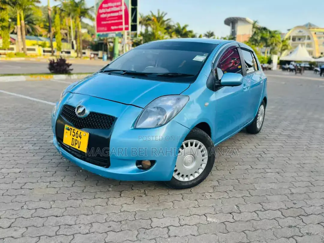Toyota Vitz 1.0 FWD 3dr 2005 Blue