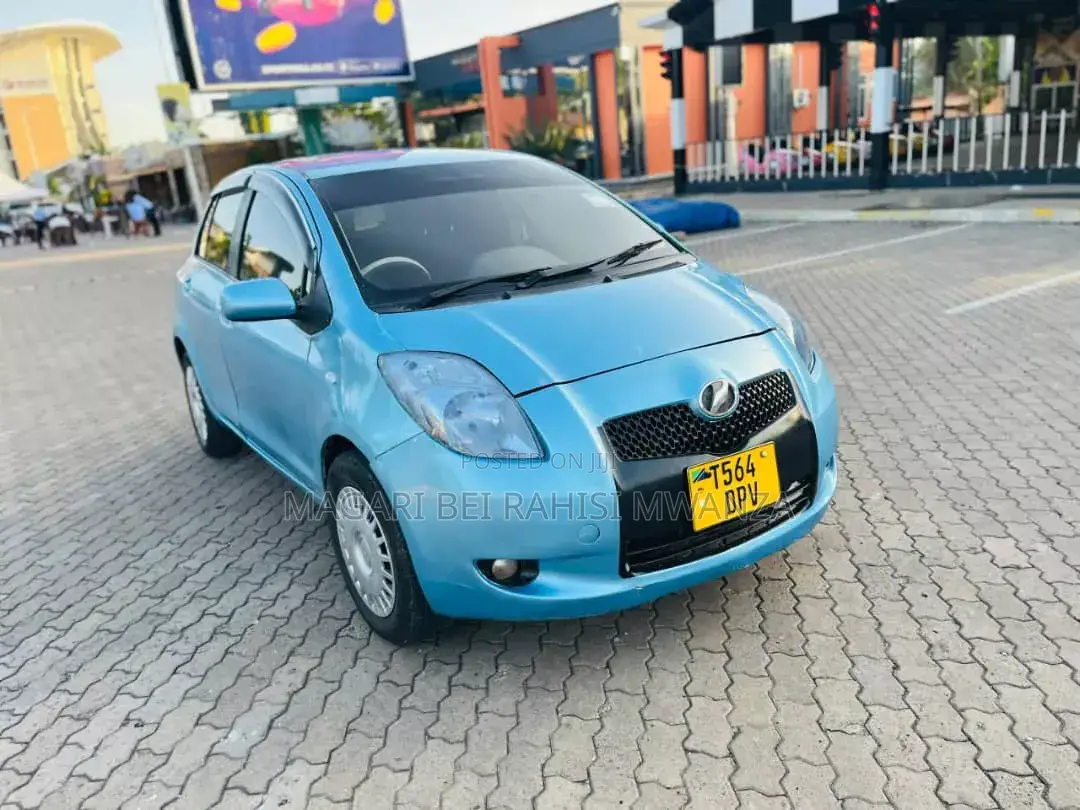 Toyota Vitz 1.0 FWD 3dr 2005 Blue