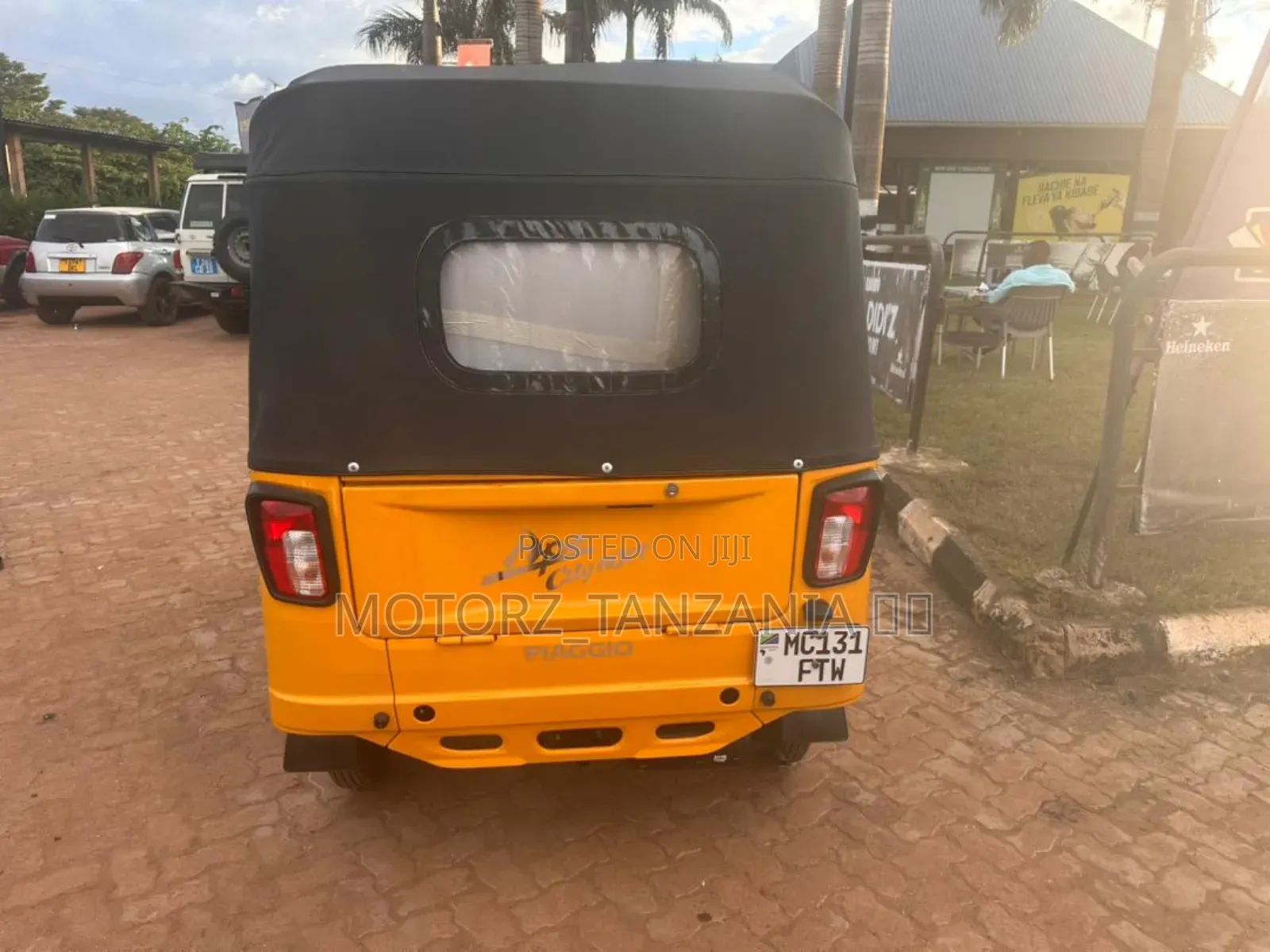 Piaggio 2026 Yellow