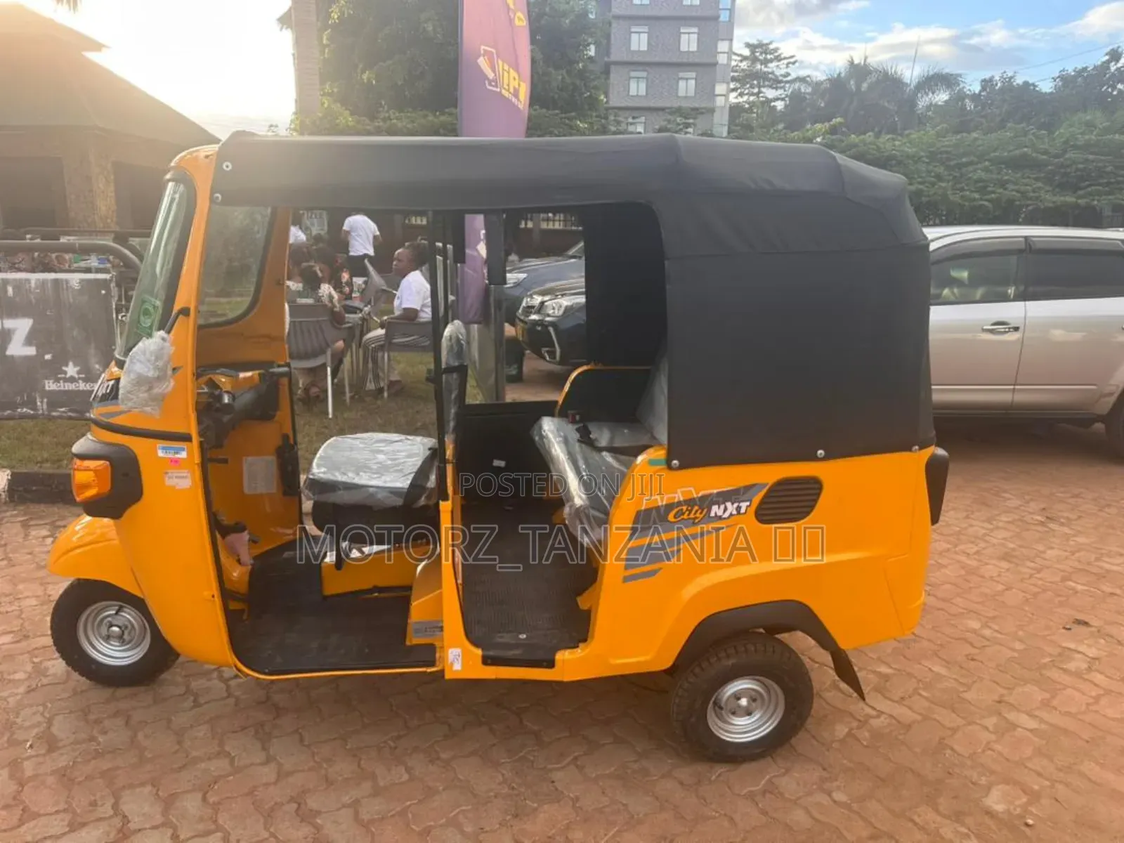 Piaggio 2026 Yellow