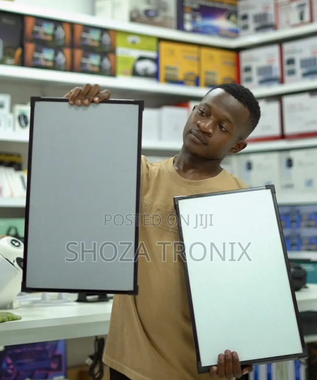 Screen Projector + Frem* Roller Screen