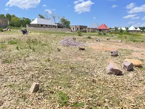 Jipatie Kiwanja Mwanza Cha Makazi