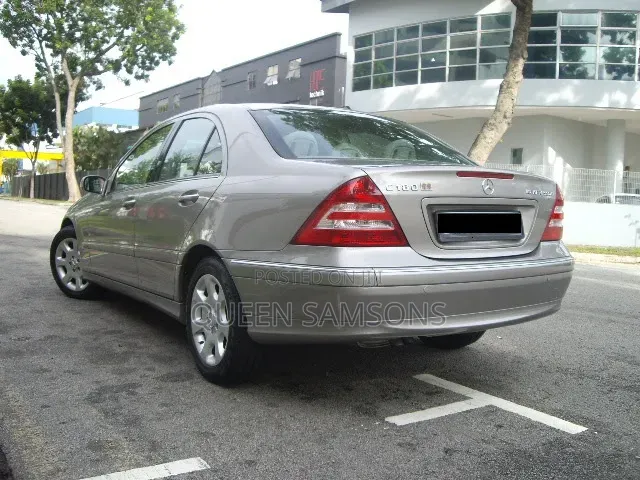 Mercedes-Benz C180 2004 Silver