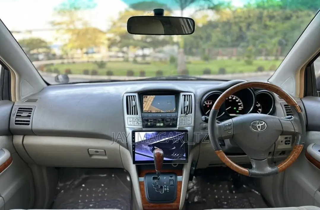 Toyota Harrier 2005 Maroon