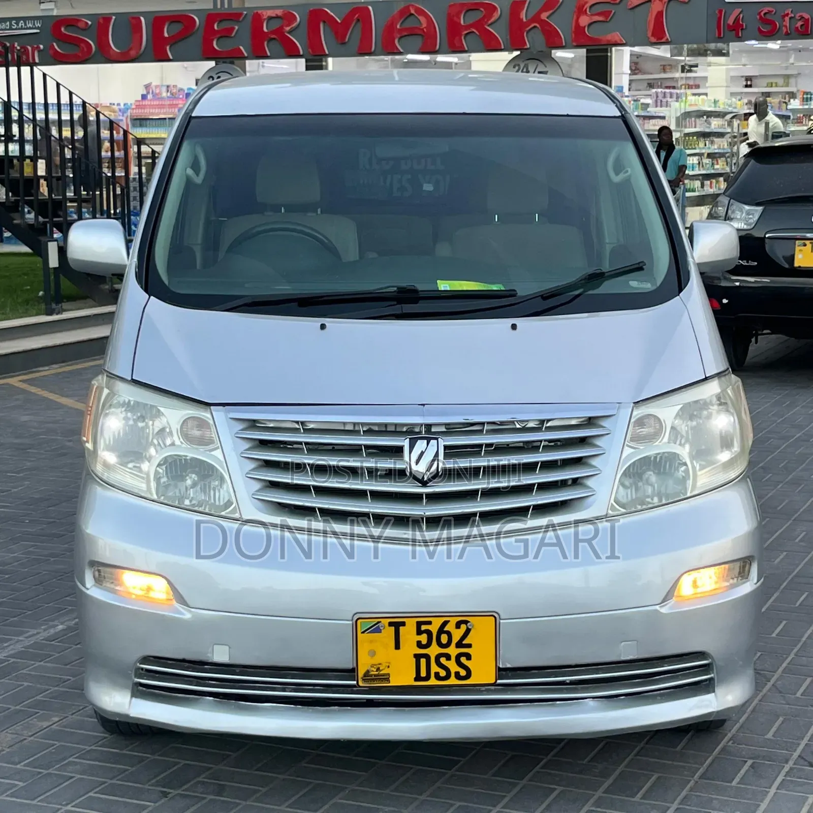 Toyota Alphard 2004 Silver