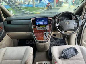 Toyota Alphard 2004 Silver