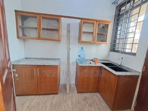 Stand Arone Ya Vyumba Vitatu Vya Kulala Inapangishwa Mbezi Mwisho