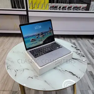 New Laptop Apple MacBook Air 2020 M1 8GB Apple M1 SSD 256GB