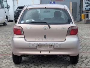 Toyota Vitz 2003 Pink