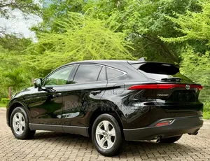 Toyota Harrier 2022 Black