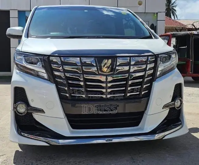 Toyota Alphard 2020 Silver